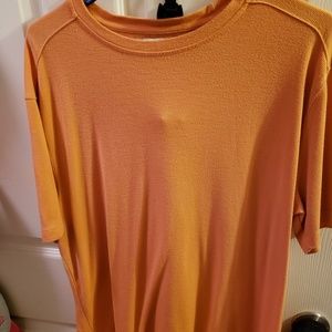 Mens medium short sleeve shirt